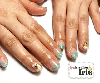 ネイル 與儀 知佳のネイルデザイン