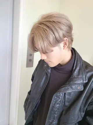 ミディアム カラー メンズ ヘアケア特化型サロン newi 梅田のヘアスタイル