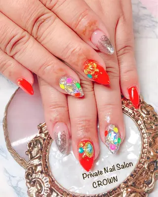 ネイル CROWN プライベートサロンのネイルデザイン