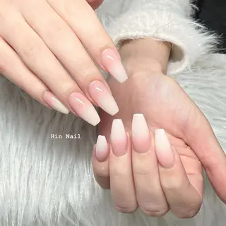 ネイル Hin Nailsのネイルデザイン