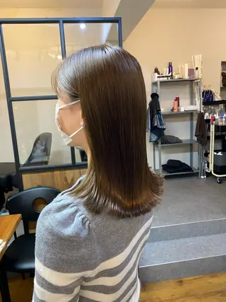 ミディアム MAAT所属 AKANEのヘアスタイル