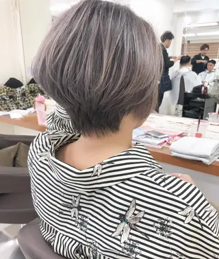 ショート タナカ タクヤのヘアスタイル