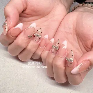 ネイル R inのネイルデザイン