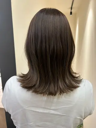 セミロング カラー hub hair レイヤー/透明感のヘアスタイル