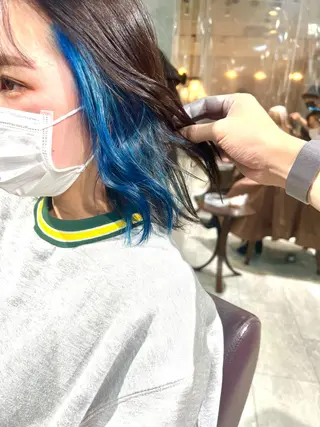 ミディアム カラー ヘアアレンジ ネイル 🌈インナーカラー ‘ショウマ’🌈のヘアスタイル