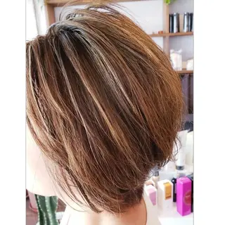 ミディアム 饒平名 知也のヘアスタイル