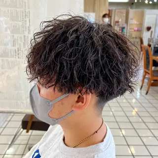 パーマ メンズ ネイル 滝沢 智希のヘアスタイル