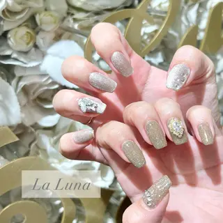 ネイル LaLuna🌙 Natsukiのネイルデザイン