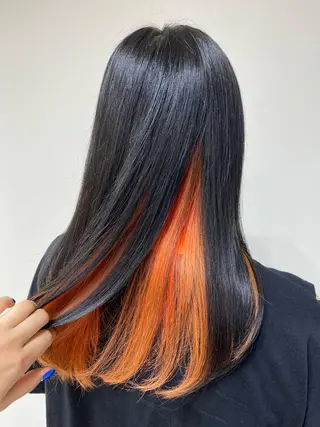 ロング 手塚 麗のヘアスタイル
