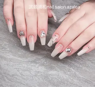 ネイル R inのネイルデザイン