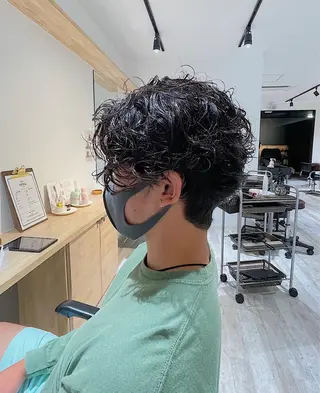 パーマ メンズ 升水 優太のヘアスタイル