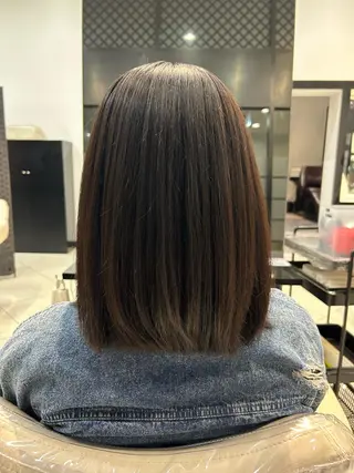 ミディアム 小島 萌のヘアスタイル