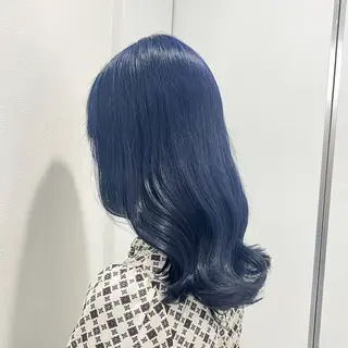 セミロング カラー 🩵色落ち可愛い 寒色カラー🩵のヘアスタイル