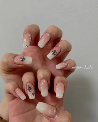 ネイル nail salon  aloalo所属・Nailist Ayaのネイルデザイン