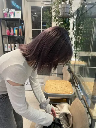 ショート カラー ミルクティー× グレージュMOMOのヘアスタイル