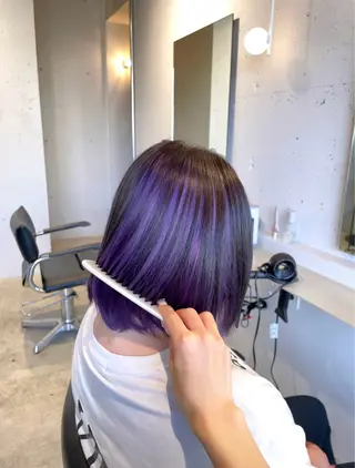 ショート カラー tim hinaのヘアスタイル