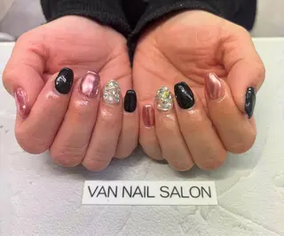 ネイル Van Nail Salonのネイルデザイン
