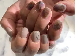 ショート ネイル マツエク・マツパ illum hicariのネイルデザイン