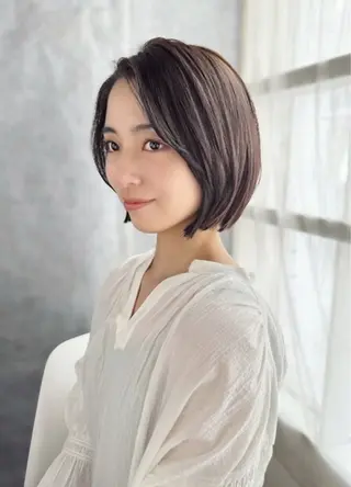 カラー REAN ヒナノのヘアスタイル