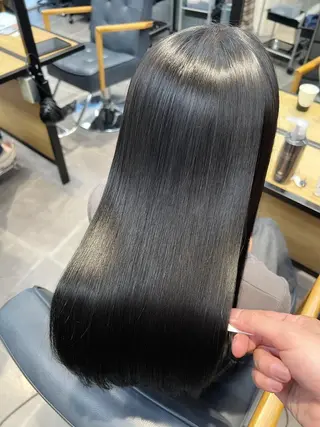 セミロング カラー ヘアアレンジ パーマ ヘアケア特化型サロン newi 京橋のヘアスタイル