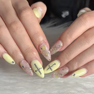 ネイル LAVISH manaのネイルデザイン