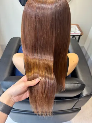 セミロング NAVY 橋本心 縮毛矯正のヘアスタイル