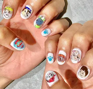 ネイル 望月 亜沙美のネイルデザイン