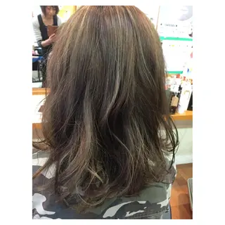 ミディアム セミロング ロング カラー YAP！HAIR トコツメアヤノのヘアスタイル
