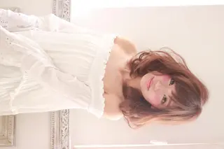 ミディアム カラー Baguz HAIRのヘアスタイル