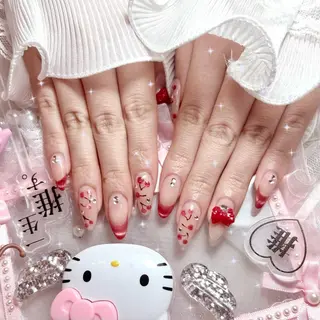 ネイル Momoka .のネイルデザイン