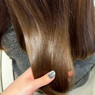 カラー 艶カラー🌟 ブリーチ/紅芭✨のヘアスタイル
