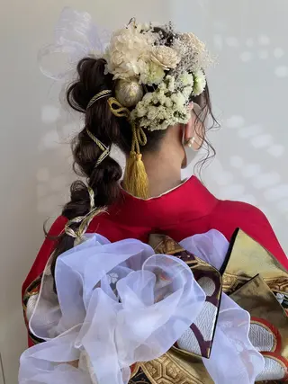 セミロング ヘアアレンジ ヘアメイク new meのヘアスタイル