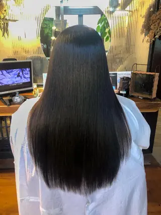 ロング パーマ 佐藤 美聡のヘアスタイル