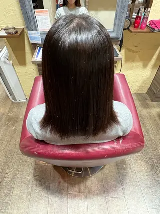 ミディアム 宇井 沙世子のヘアスタイル