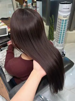 ロング カラー momo🍑/顔周り カット指名No.1のヘアスタイル