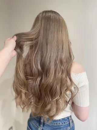 ロング カラー 🦋美髪/エクステ 🦋アベイクミのヘアスタイル