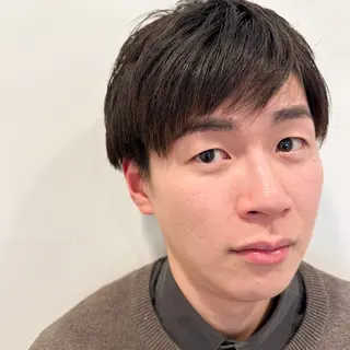 メンズ アイブロウ Tommy. MIZUKIの眉毛・アイブロウイメージ