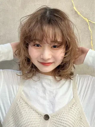 ミディアム カラー パーマ ヘアアレンジ ボブ｜韓国｜美髪矯正 ｜amika🌙のヘアスタイル