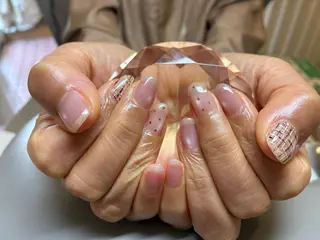 ネイル ECRLN Atsumiのネイルデザイン
