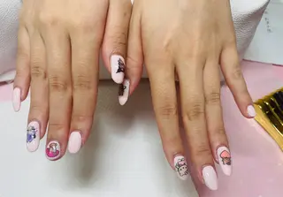 ネイル 友 美のネイルデザイン