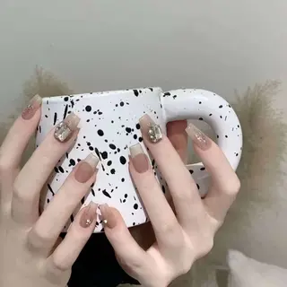 ネイル VIVIAN リサのネイルデザイン