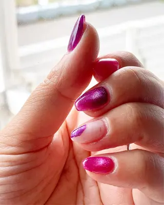 ネイル 新山 聖のネイルデザイン