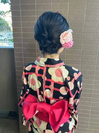 ヘアアレンジ yukari 艶髪ヘアのヘアスタイル