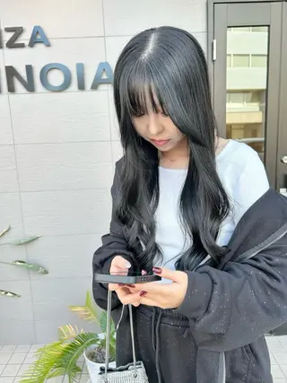 ロング ナカジマ ナナのヘアスタイル