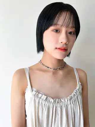 ショート カラー 地毛風ストレート ミニボブ🌷江梨🍎のヘアスタイル