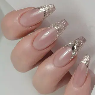 ショート BUB🌷 長さだし専門店のネイルデザイン