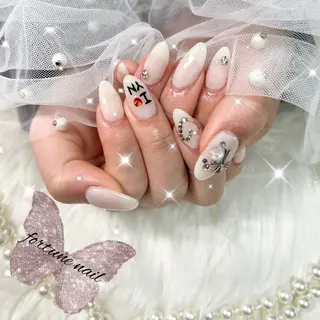 ネイル 💜5/4空✩.* Yuuna💜のネイルデザイン