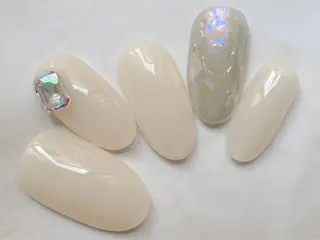 ミディアム ネイル Nagumo Mのネイルデザイン