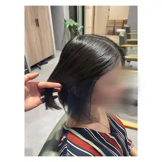 ショート カラー 石橋 咲のヘアスタイル
