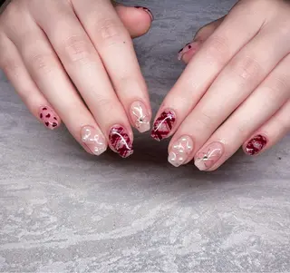 ネイル R inのネイルデザイン